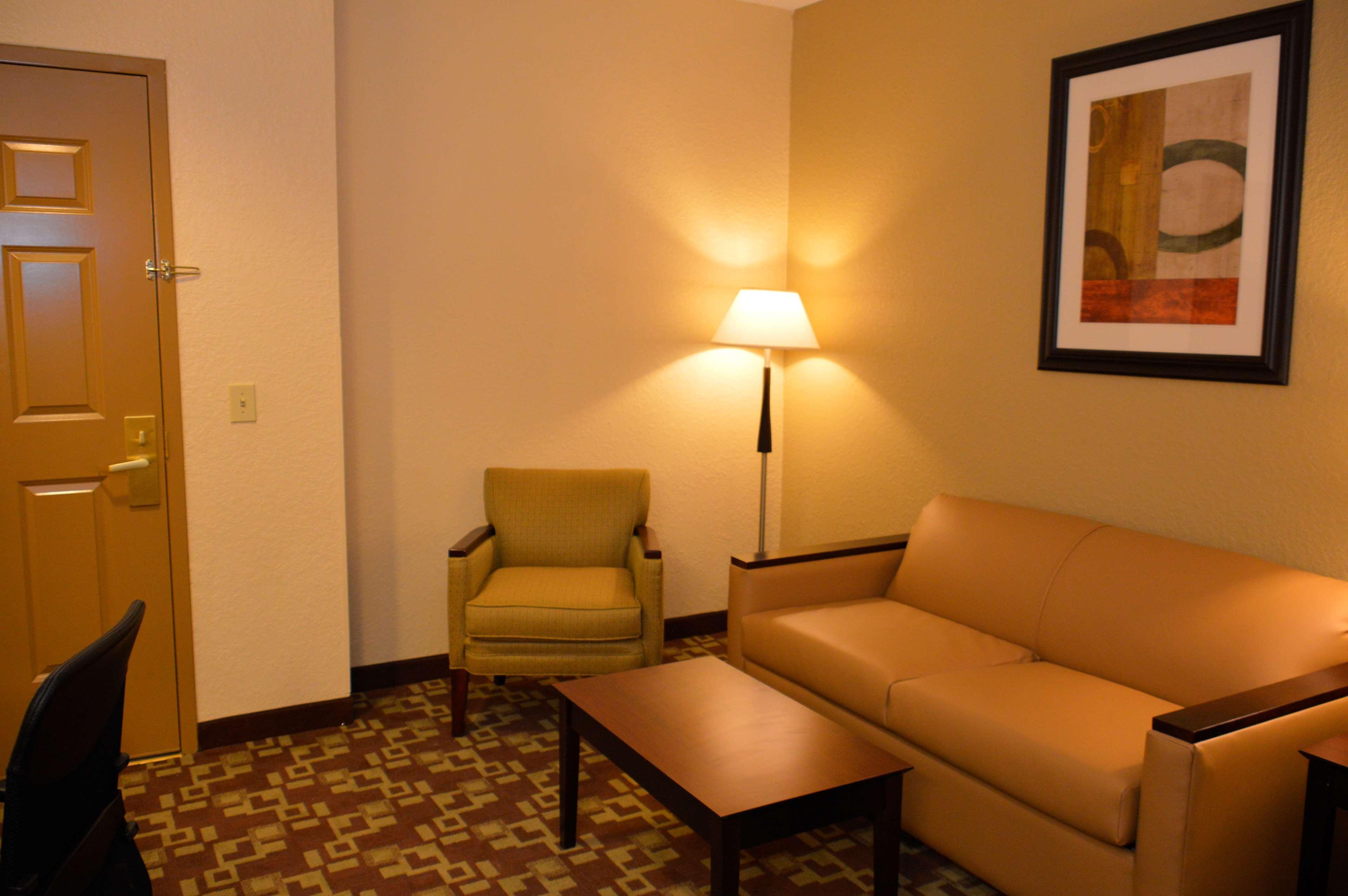 Best Western Plus Hobby Airport Inn And Suites Houston Esterno foto