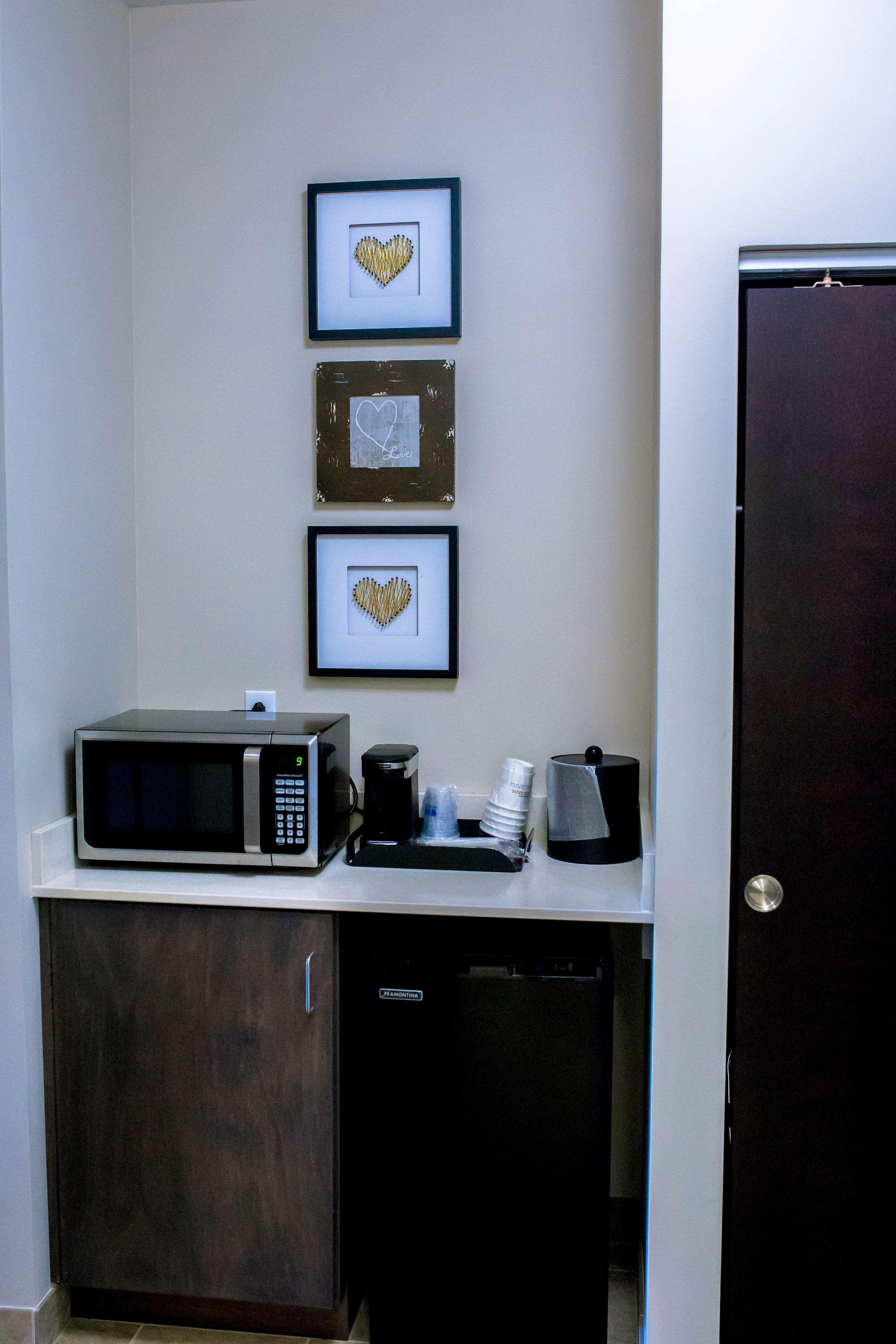 Best Western Plus Hobby Airport Inn And Suites Houston Esterno foto