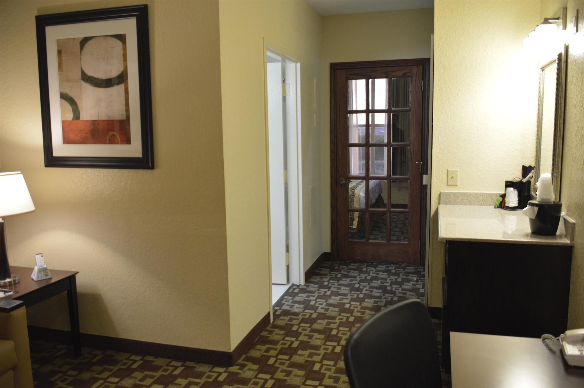 Best Western Plus Hobby Airport Inn And Suites Houston Esterno foto