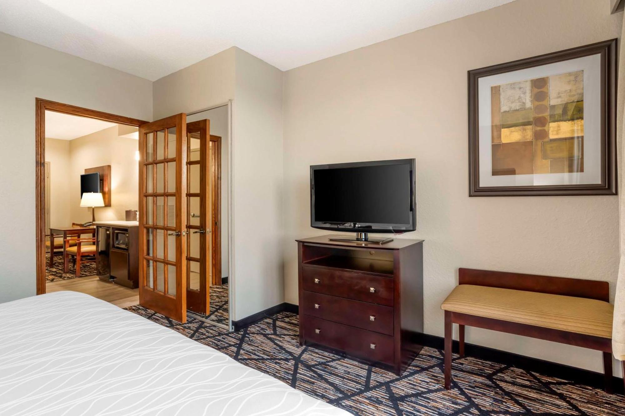 Best Western Plus Hobby Airport Inn And Suites Houston Esterno foto