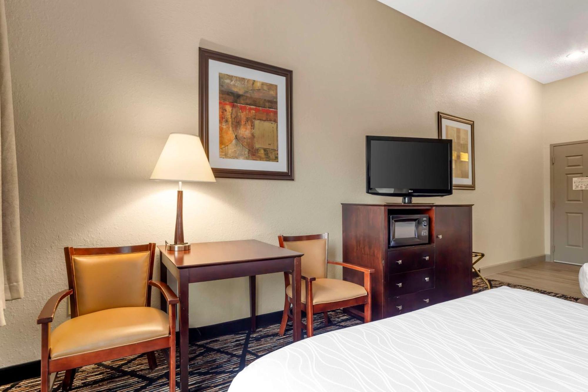 Best Western Plus Hobby Airport Inn And Suites Houston Esterno foto